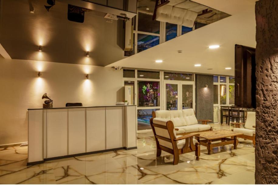 Serenity Lara Hotel อันตัลยา ภายนอก รูปภาพ